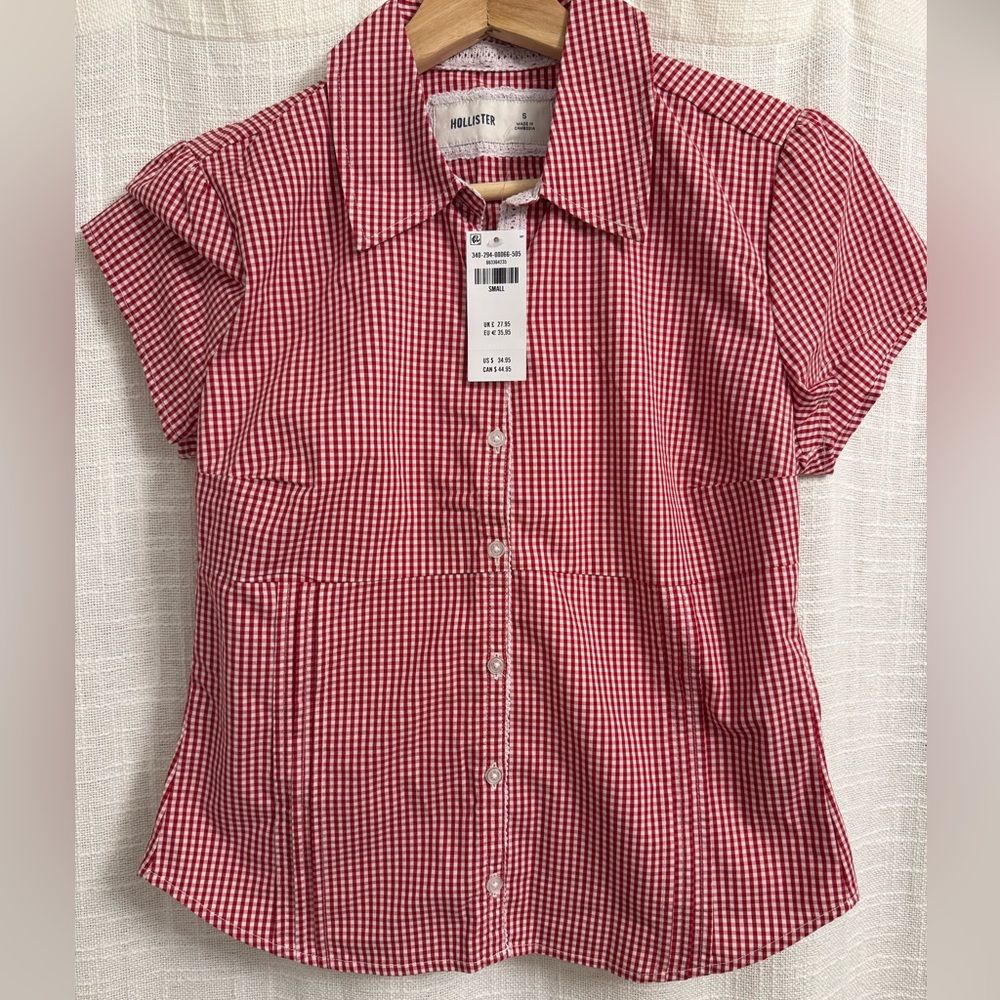 NWT Hollister Women's Red Checkered Button Down Shirt
